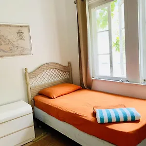 humeshouse-hostel-hillcrest.comcaribbean.com/